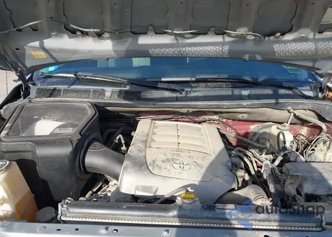 2010 Toyota Tundra Grade 5.7L V8 из США, поврежденный, VIN 5TFUY5F1XAX134241